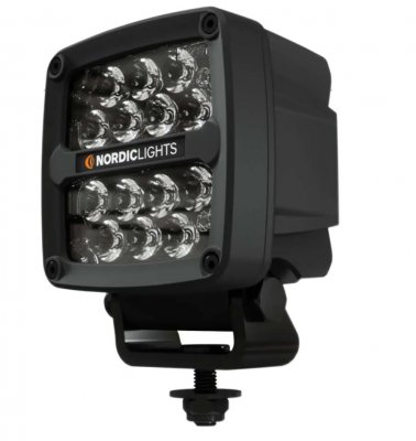 Nordic Lights Scorpius PRO 445 – bred asymmetrisk LED-arbetslampa 4200 lm
